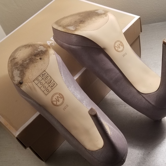 Shoes - Picture 5 of 5